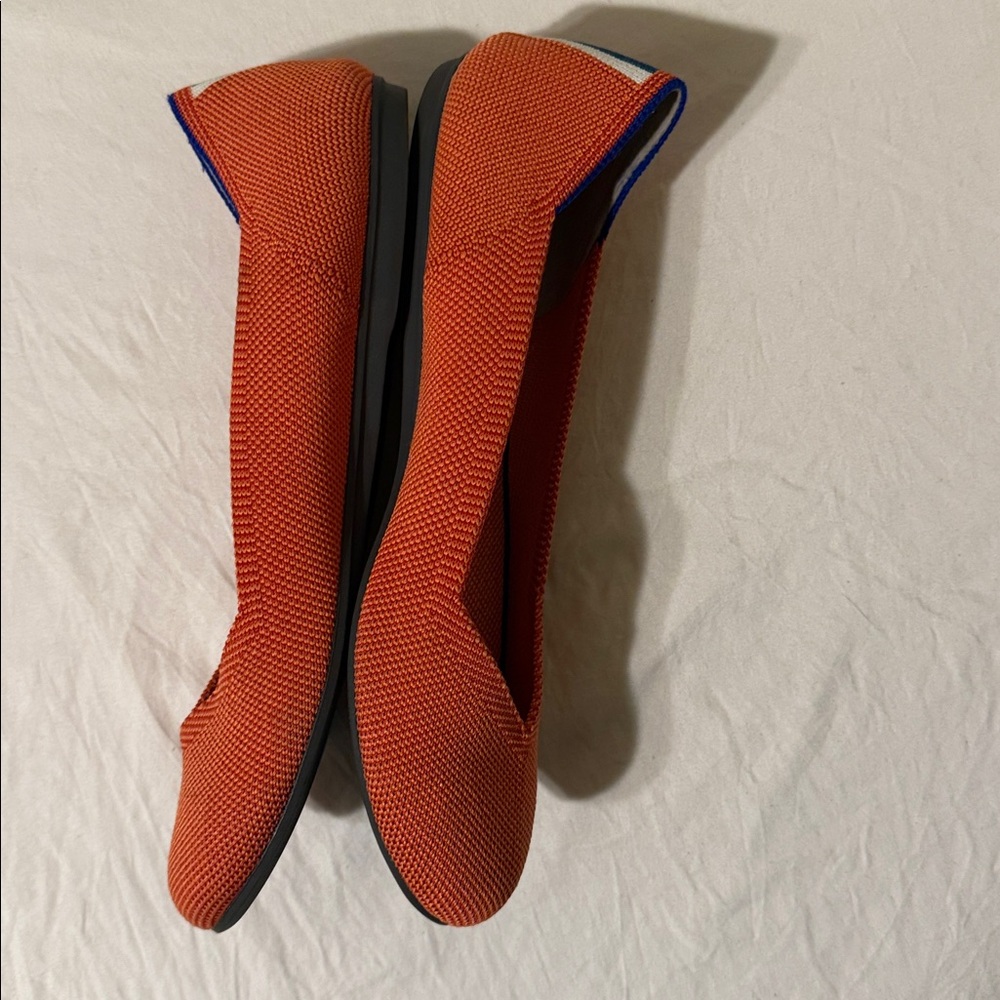 Rothy's Retired
Rare Persimmon
The Point Flats
Orange Shoe
Women's Size 8 - Picture 3 of 7